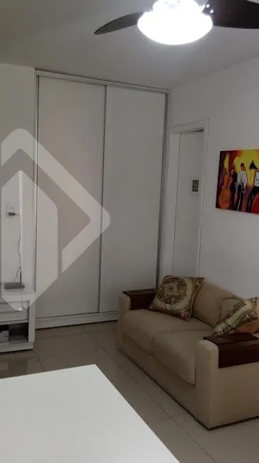 Foto 1 de Apartamento com 1 Quarto à venda, 43m² em Rubem Berta, Porto Alegre