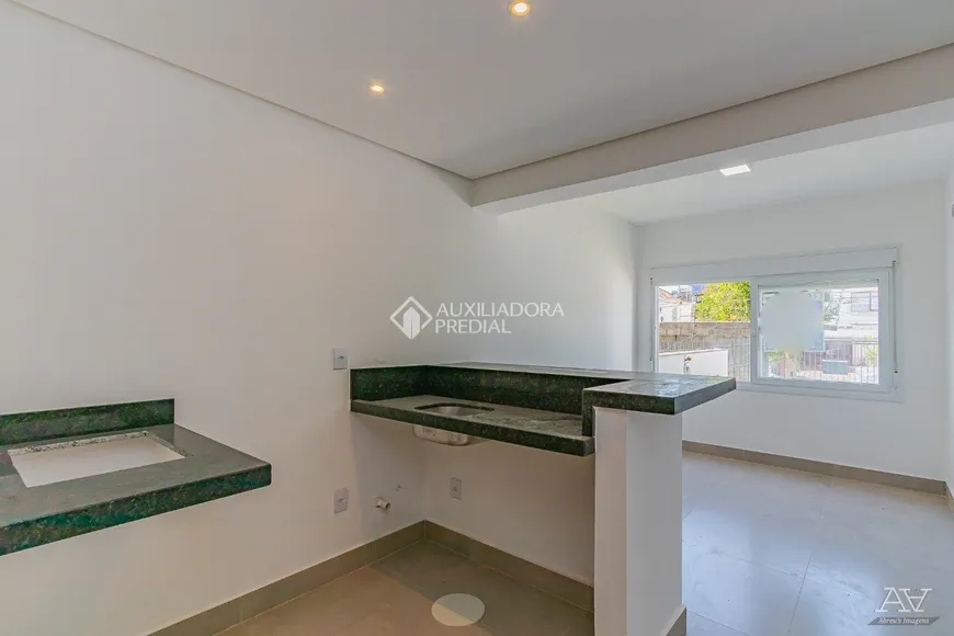 Foto 1 de Apartamento com 1 Quarto à venda, 24m² em Higienópolis, Porto Alegre