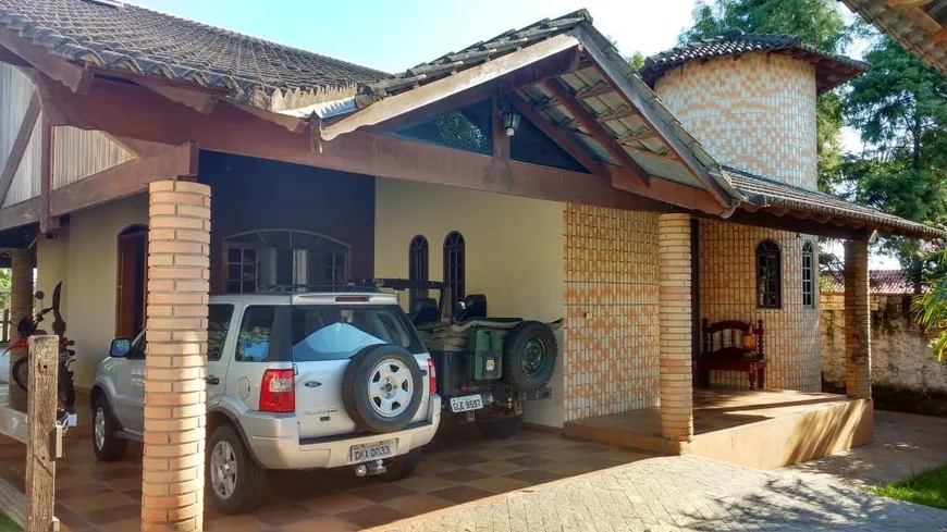 Foto 1 de Fazenda/Sítio com 4 Quartos à venda, 400m² em Jardim das Nações, Salto