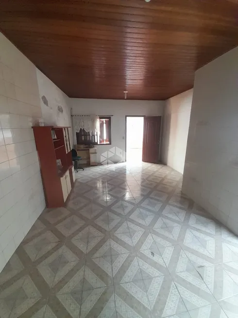 Foto 1 de Casa com 2 Quartos à venda, 100m² em Teresópolis, Porto Alegre