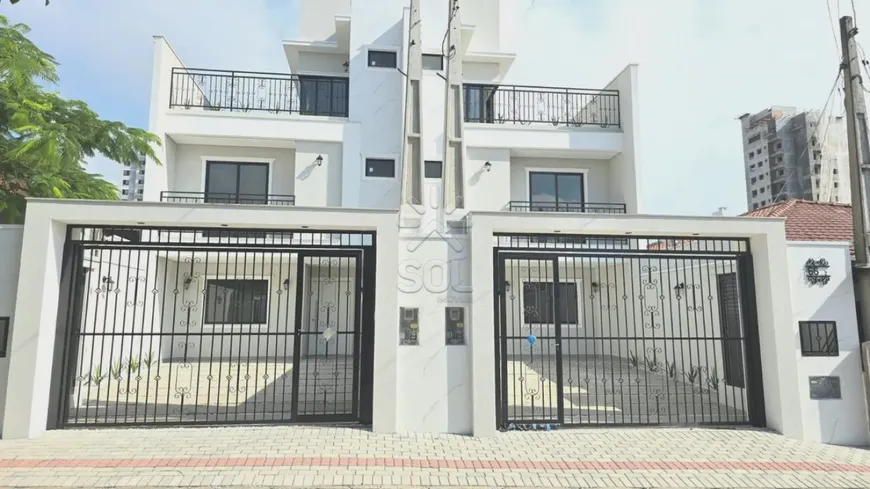 Foto 1 de Casa com 3 Quartos à venda, 205m² em Armação, Penha