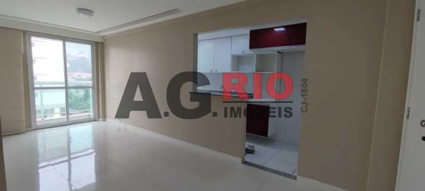 Foto 1 de Apartamento com 2 Quartos à venda, 62m² em Praça Seca, Rio de Janeiro