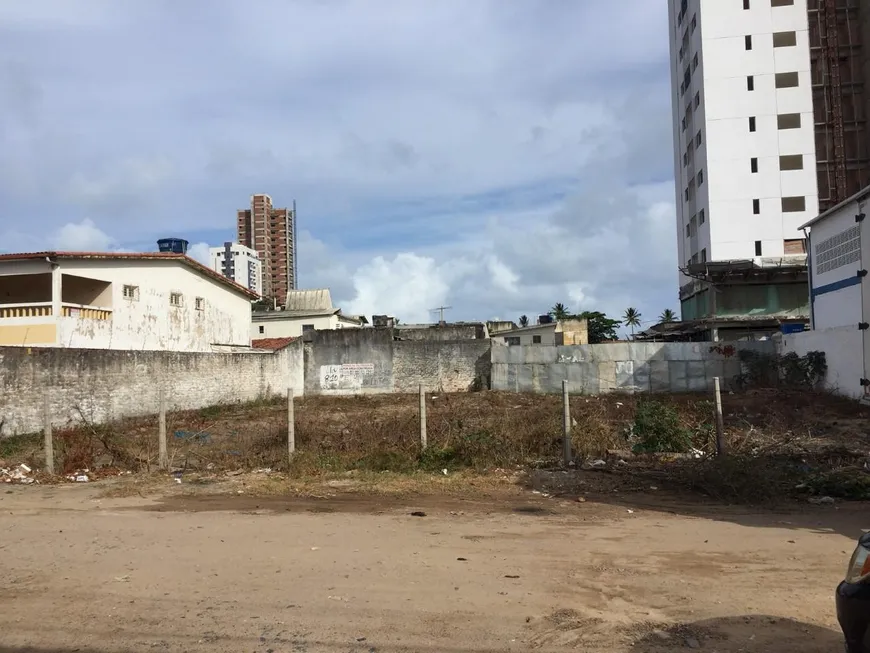 Foto 1 de Lote/Terreno à venda, 810m² em Candeias, Jaboatão dos Guararapes