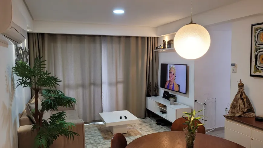 Foto 1 de Apartamento com 2 Quartos à venda, 64m² em Encruzilhada, Recife