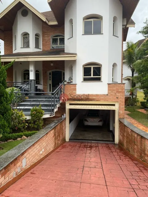 Foto 1 de Sobrado com 4 Quartos à venda, 342m² em Vila Carrão, São Paulo