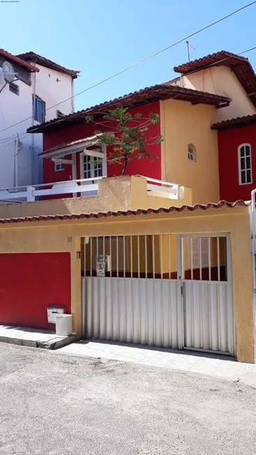 Foto 1 de Casa com 4 Quartos à venda, 360m² em Itapuã, Salvador