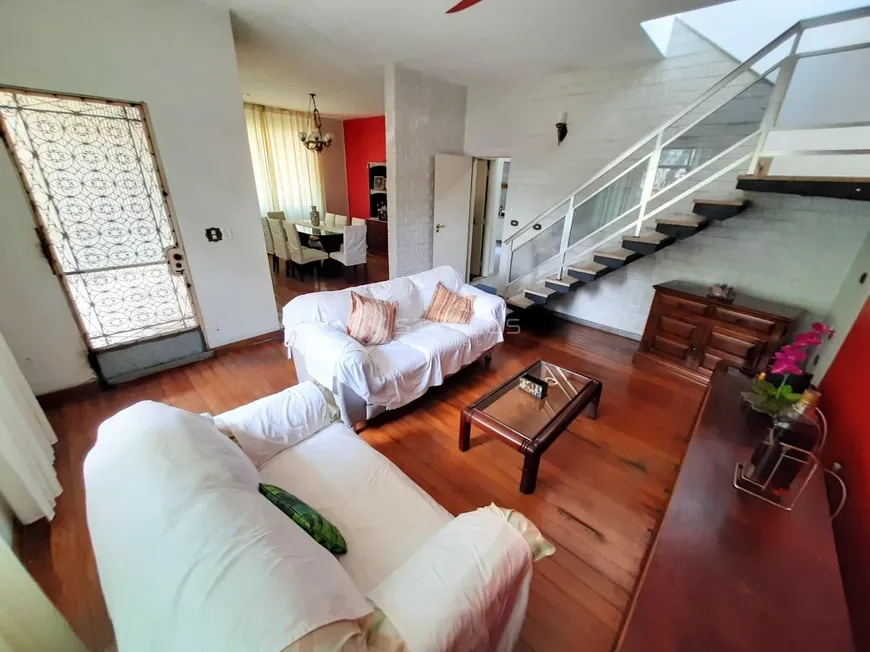 Foto 1 de Casa com 6 Quartos à venda, 230m² em Maria da Graça, Rio de Janeiro