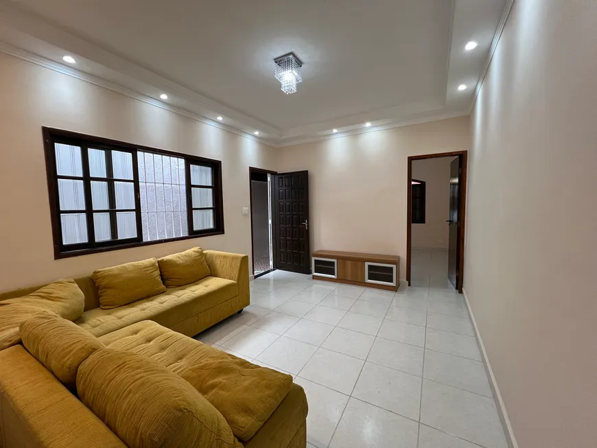 Foto 1 de Casa com 2 Quartos à venda, 132m² em Vila Caicara, Praia Grande