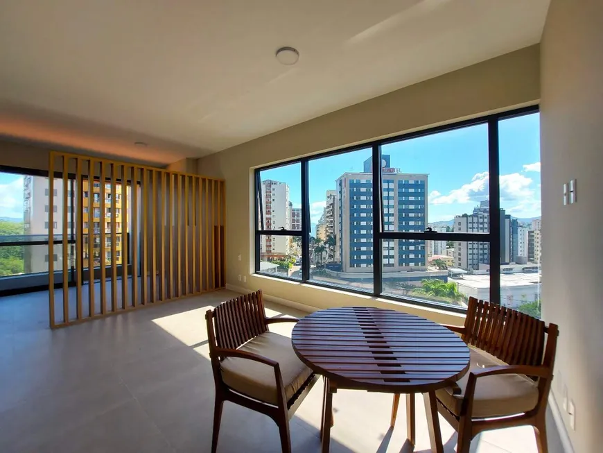Foto 1 de Apartamento com 1 Quarto para alugar, 64m² em Centro, Florianópolis