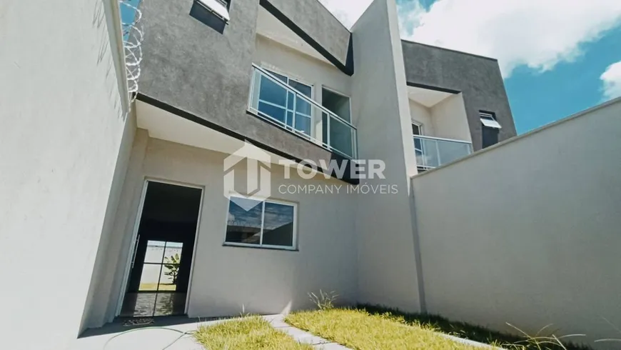 Foto 1 de Sobrado com 3 Quartos à venda, 101m² em Laranjeiras, Uberlândia