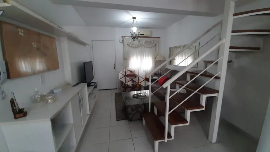 Foto 1 de Casa de Condomínio com 3 Quartos à venda, 98m² em Ipanema, Porto Alegre