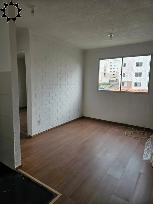 Foto 1 de Apartamento com 2 Quartos à venda, 39m² em São Pedro, Osasco