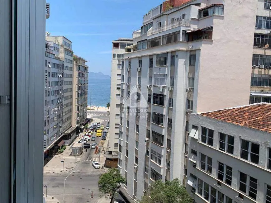 Foto 1 de Apartamento com 3 Quartos à venda, 300m² em Copacabana, Rio de Janeiro