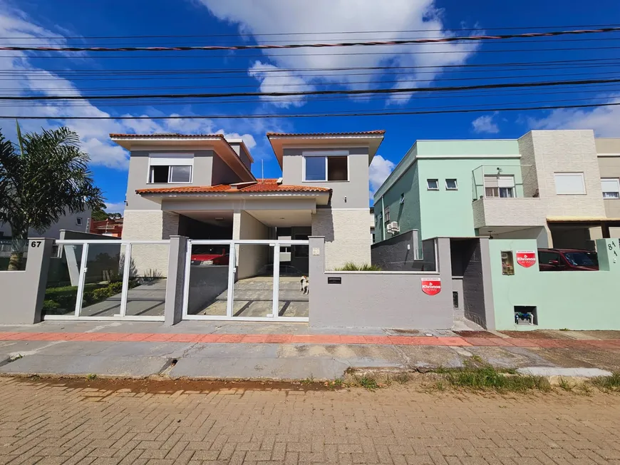 Foto 1 de Sobrado com 3 Quartos à venda, 125m² em Ribeirão da Ilha, Florianópolis