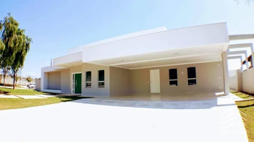 Foto 1 de Casa de Condomínio com 3 Quartos à venda, 400m² em Nossa Senhora do Perpétuo Socorro, Pindamonhangaba