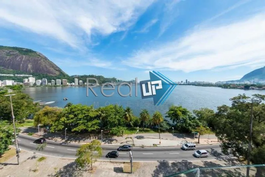 Foto 1 de Cobertura com 2 Quartos à venda, 115m² em Lagoa, Rio de Janeiro