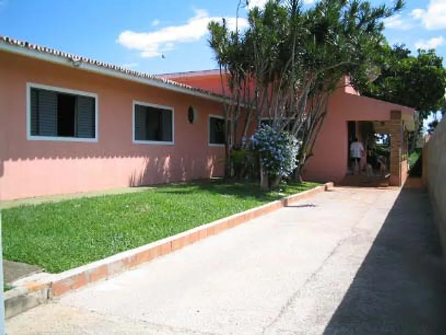 Foto 1 de Fazenda/Sítio com 3 Quartos à venda, 335m² em Vila Hollândia, Campinas