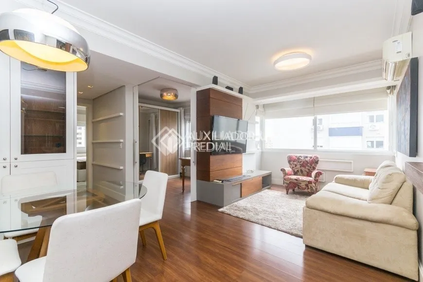 Foto 1 de Apartamento com 2 Quartos à venda, 70m² em São João, Porto Alegre