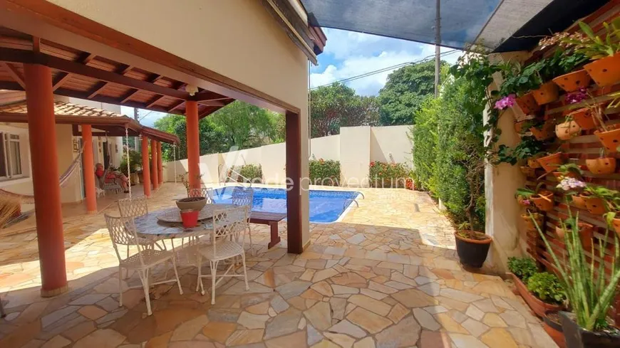 Foto 1 de Casa de Condomínio com 3 Quartos à venda, 315m² em Condominio Residencial Terras do Caribe, Valinhos