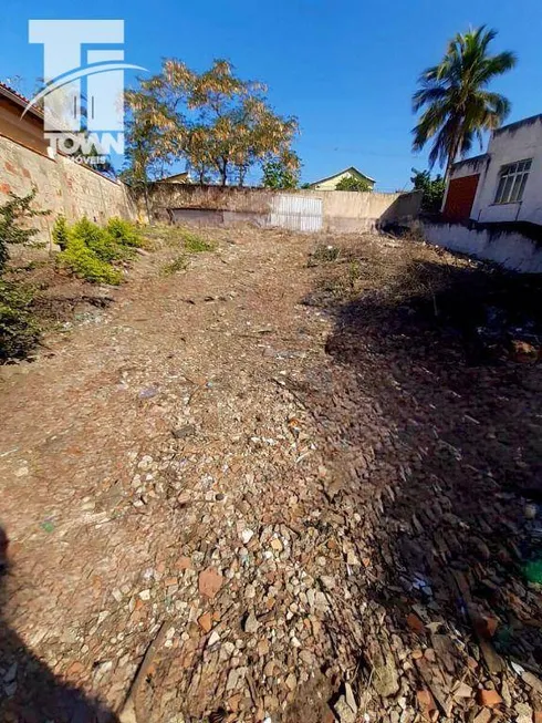 Foto 1 de Lote/Terreno à venda, 375m² em Piratininga, Niterói