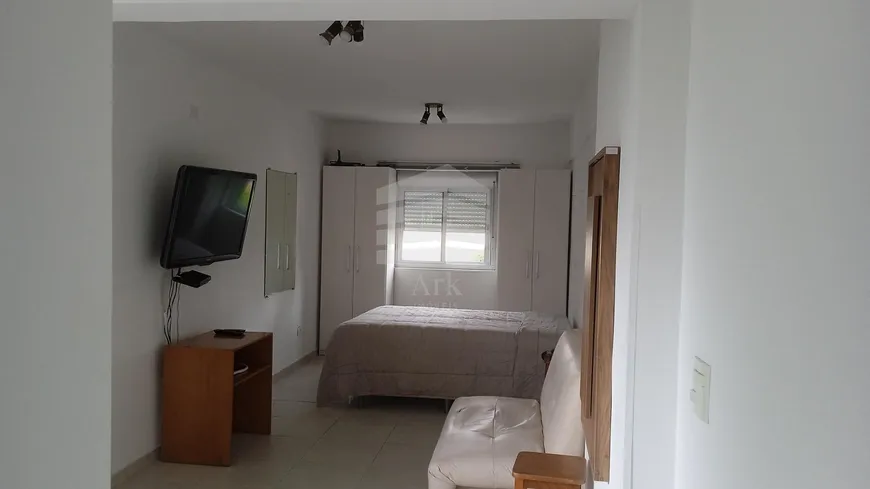 Foto 1 de Apartamento com 1 Quarto para alugar, 28m² em Vila Clementino, São Paulo