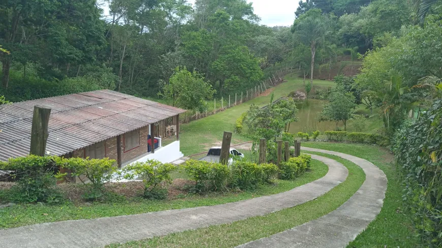 Foto 1 de Fazenda/Sítio com 2 Quartos à venda, 2000m² em Paiao, Guararema