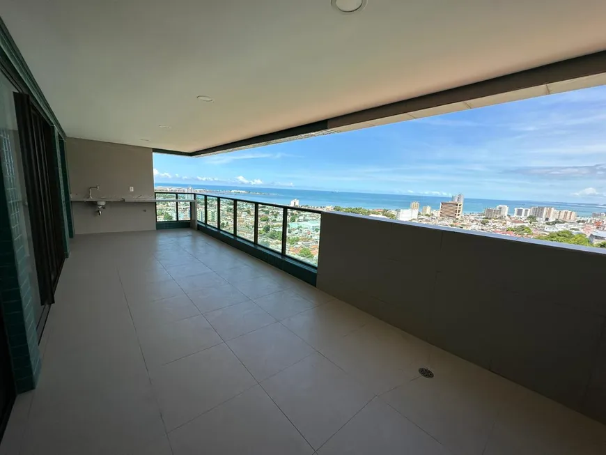 Foto 1 de Apartamento com 4 Quartos à venda, 192m² em Farol, Maceió