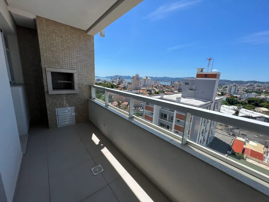 Foto 1 de Apartamento com 3 Quartos à venda, 85m² em Estreito, Florianópolis