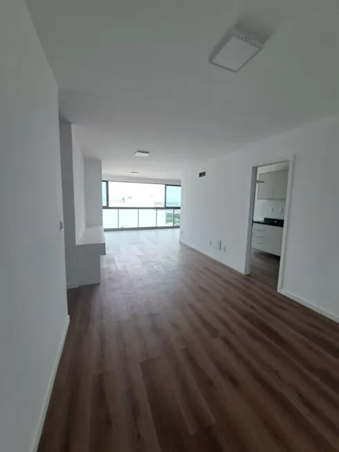 Foto 1 de Apartamento com 3 Quartos para alugar, 123m² em Sao Bras, Belém