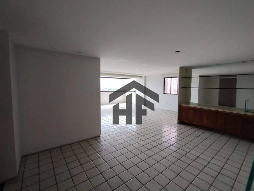 Foto 1 de Apartamento com 4 Quartos à venda, 177m² em Parnamirim, Recife