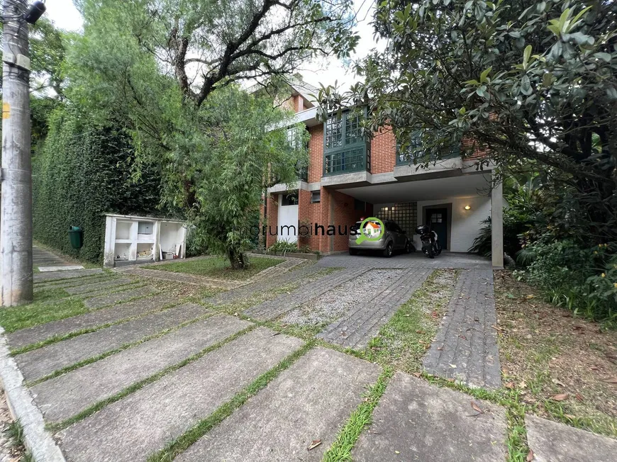 Foto 1 de Casa de Condomínio com 2 Quartos à venda, 300m² em Jardim Morumbi, São Paulo