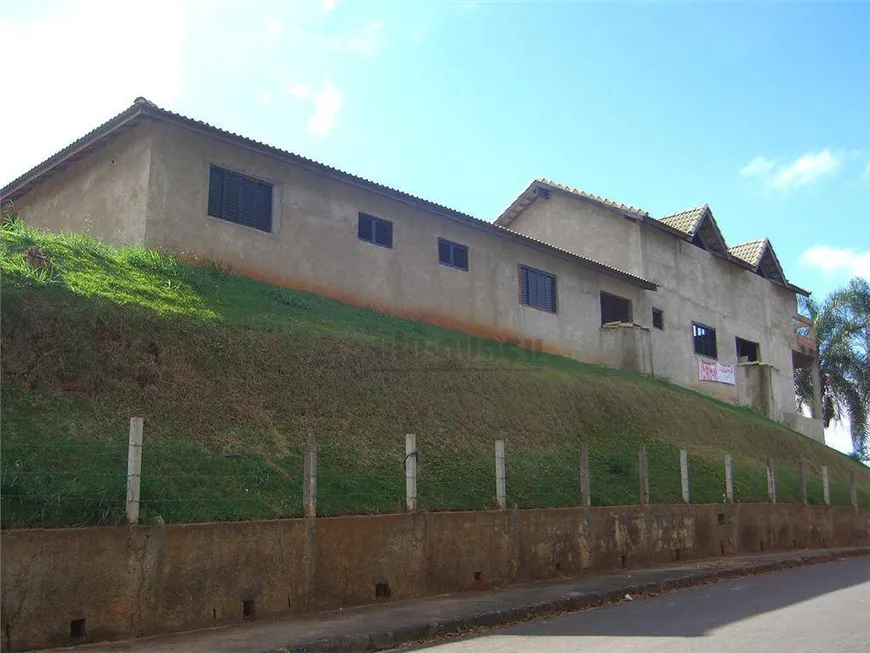 Foto 1 de Casa com 4 Quartos à venda, 400m² em Jardim Mirante, Águas de Lindóia