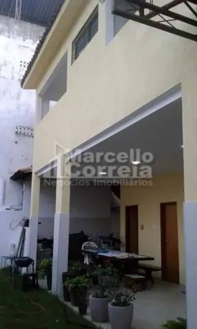 Foto 1 de Casa com 3 Quartos à venda, 283m² em Barro, Recife