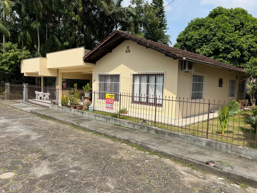 Foto 1 de Casa com 3 Quartos à venda, 330m² em Jaraguá Esquerdo, Jaraguá do Sul