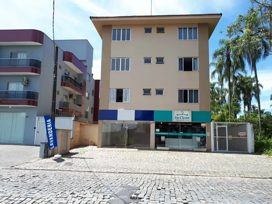 Foto 1 de Apartamento com 2 Quartos para alugar, 65m² em Santo Antônio, Joinville