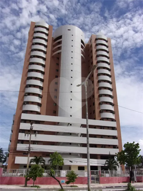Foto 1 de Apartamento com 2 Quartos à venda, 57m² em Mucuripe, Fortaleza