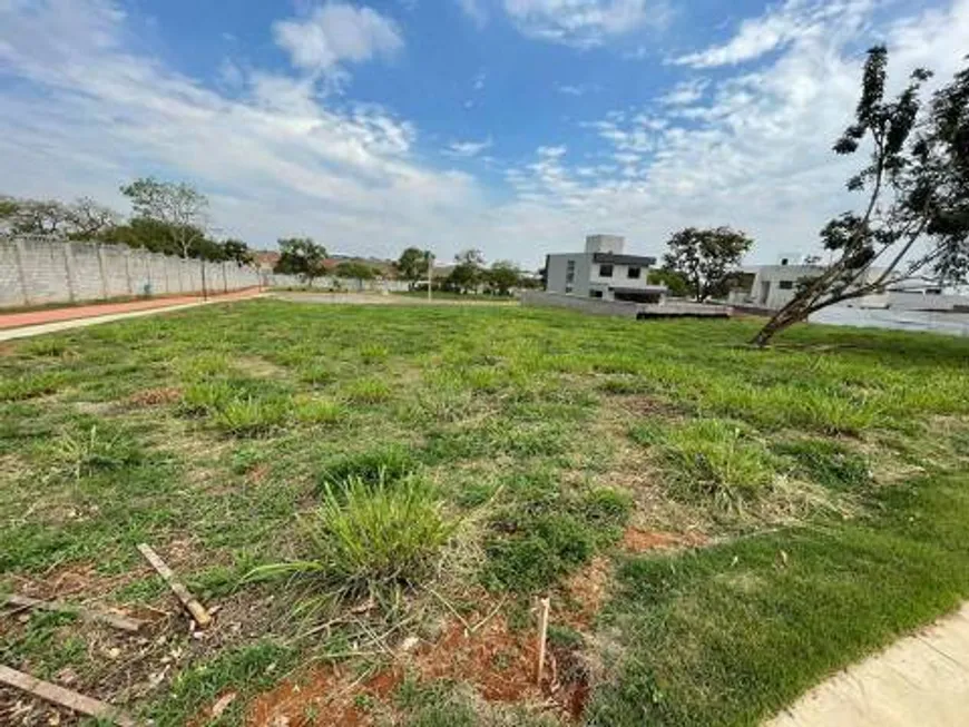 Foto 1 de Lote/Terreno à venda, 513m² em Residencial Parqville Jacaranda, Aparecida de Goiânia