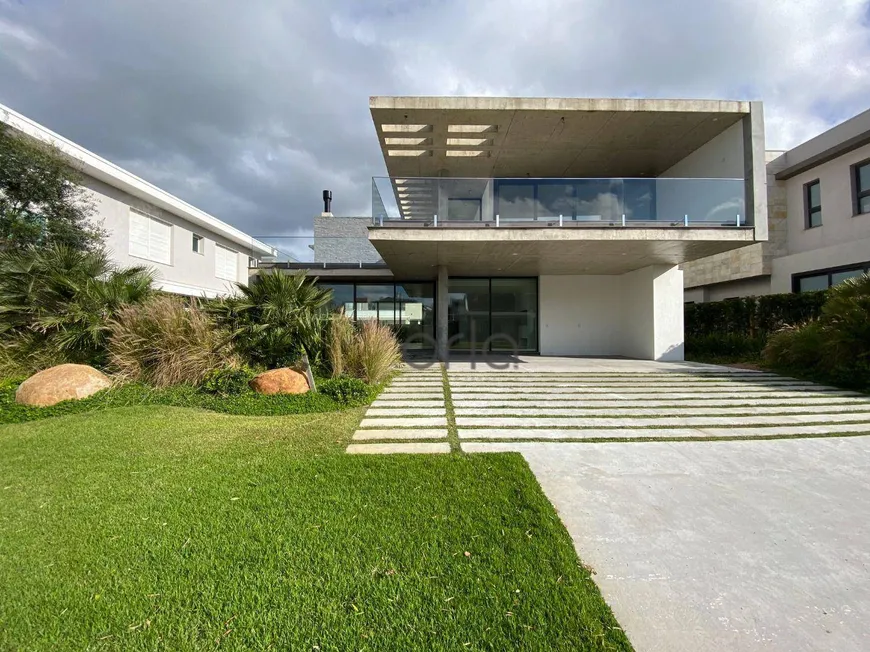 Foto 1 de Casa de Condomínio com 5 Quartos à venda, 380m² em Condominio Playa Vista, Xangri-lá