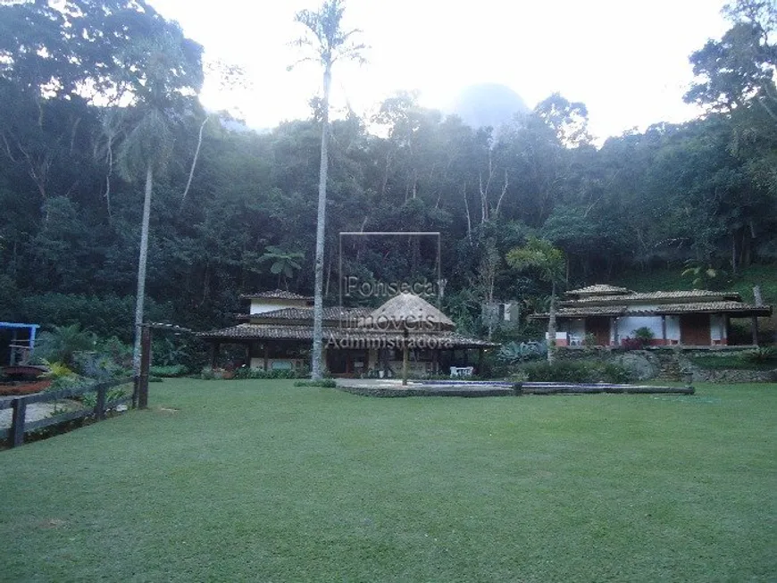 Foto 1 de Fazenda/Sítio com 10 Quartos à venda, 1800m² em Araras, Petrópolis