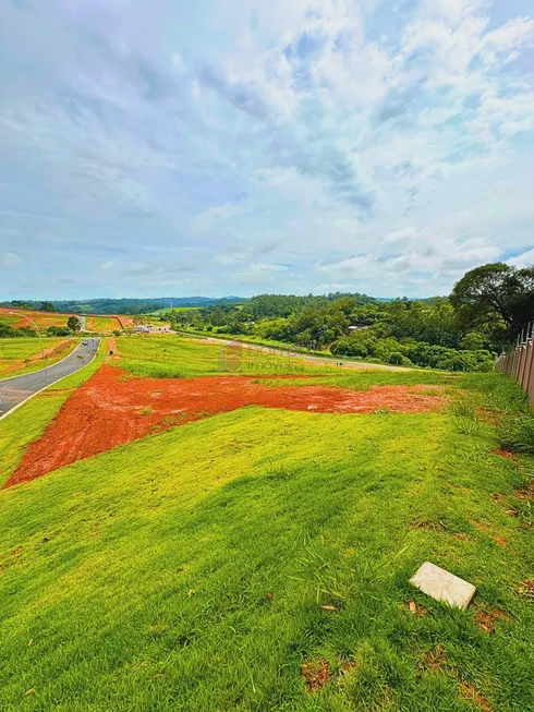 Foto 1 de Lote/Terreno à venda, 1348m² em Ivoturucaia, Jundiaí