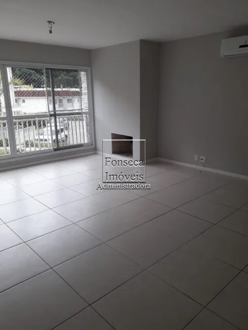 Foto 1 de Apartamento com 3 Quartos à venda, 95m² em Centro, Petrópolis
