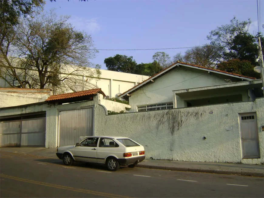 Foto 1 de Imóvel Comercial com 3 Quartos à venda, 270m² em Centro, Cotia