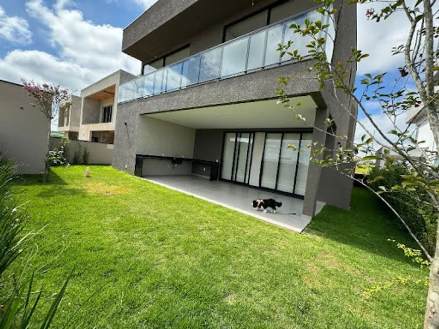 Foto 1 de Casa de Condomínio com 4 Quartos à venda, 396m² em Aldeia da Serra, Santana de Parnaíba