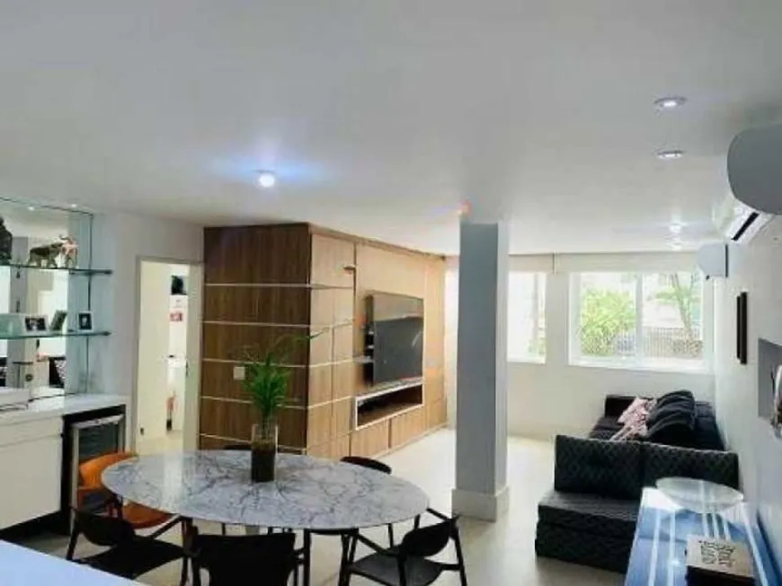 Foto 1 de Apartamento com 3 Quartos à venda, 85m² em Leblon, Rio de Janeiro