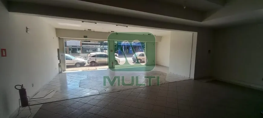 Foto 1 de Ponto Comercial com 1 Quarto para alugar, 350m² em Nossa Senhora Aparecida, Uberlândia