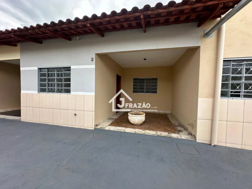 Foto 1 de Casa com 2 Quartos para alugar, 420m² em Setor Orienteville, Goiânia