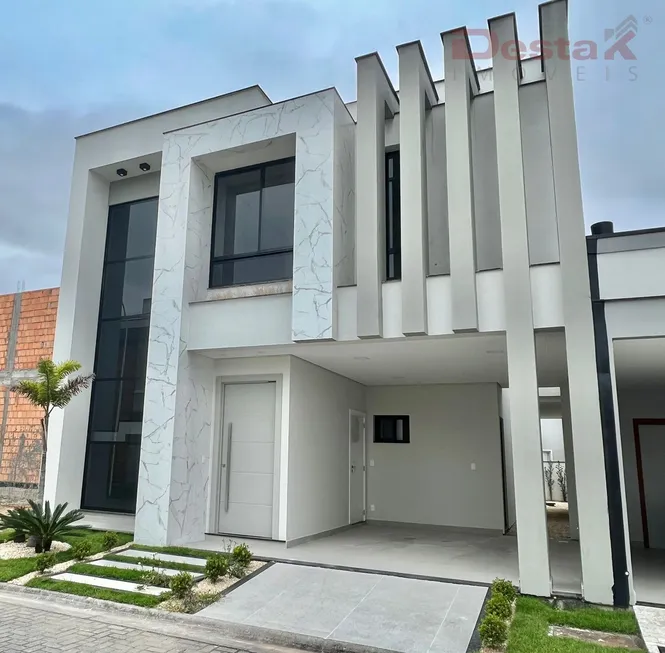 Foto 1 de Casa com 4 Quartos à venda, 264m² em Deltaville, Biguaçu