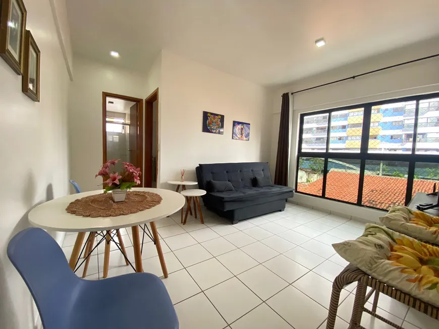 Foto 1 de Apartamento com 1 Quarto para alugar, 40m² em Ponta Verde, Maceió