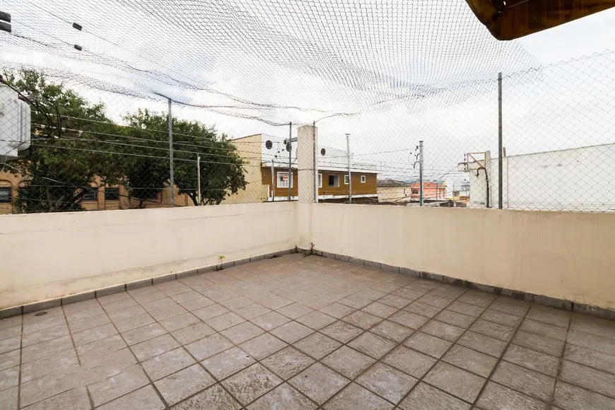 Foto 1 de Casa com 3 Quartos à venda, 200m² em Vila Antonieta, São Paulo