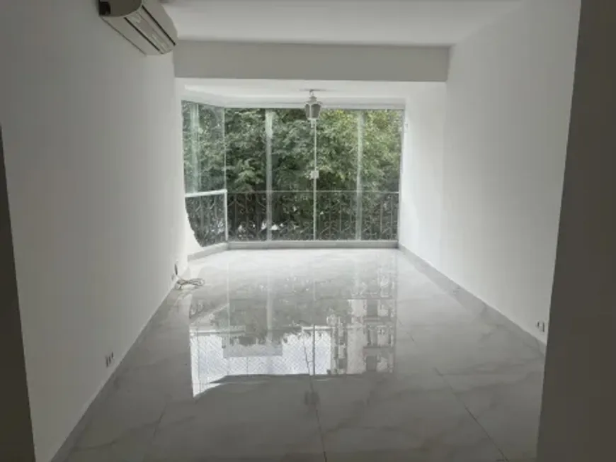 Foto 1 de Apartamento com 3 Quartos à venda, 100m² em Jardim Paulista, São Paulo